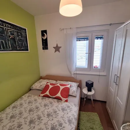 Apartman More *